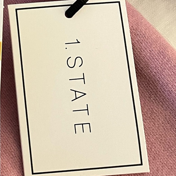 1State Ruffle Sweatshirt - Picture 9 of 9